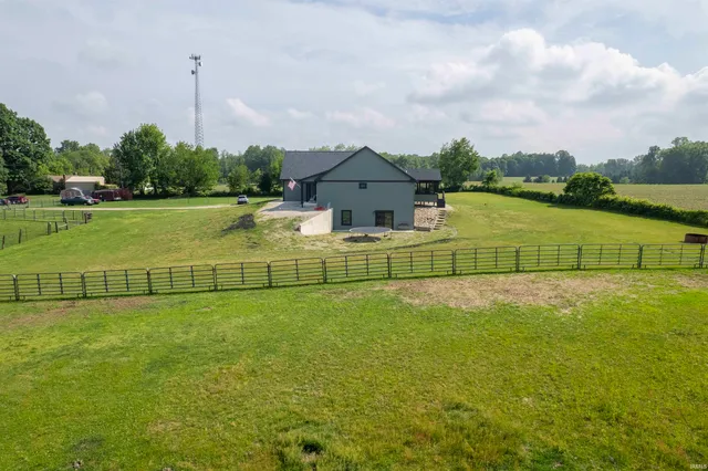 $599,990 | 63397 Mulberry Road, South Bend, IN 46614