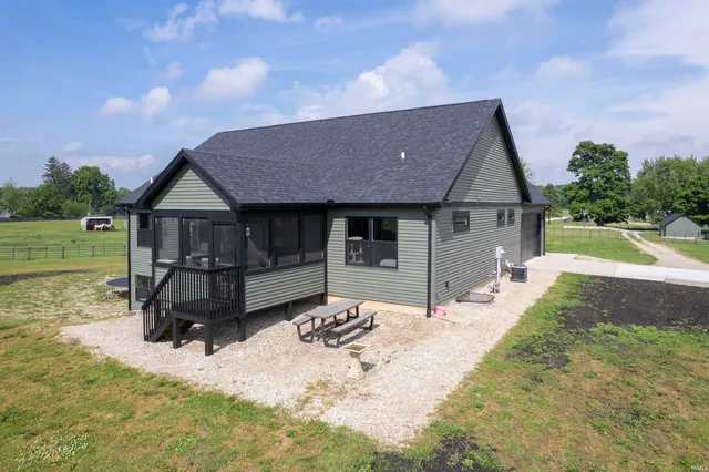 $599,990 | 63397 Mulberry Road, South Bend, IN 46614