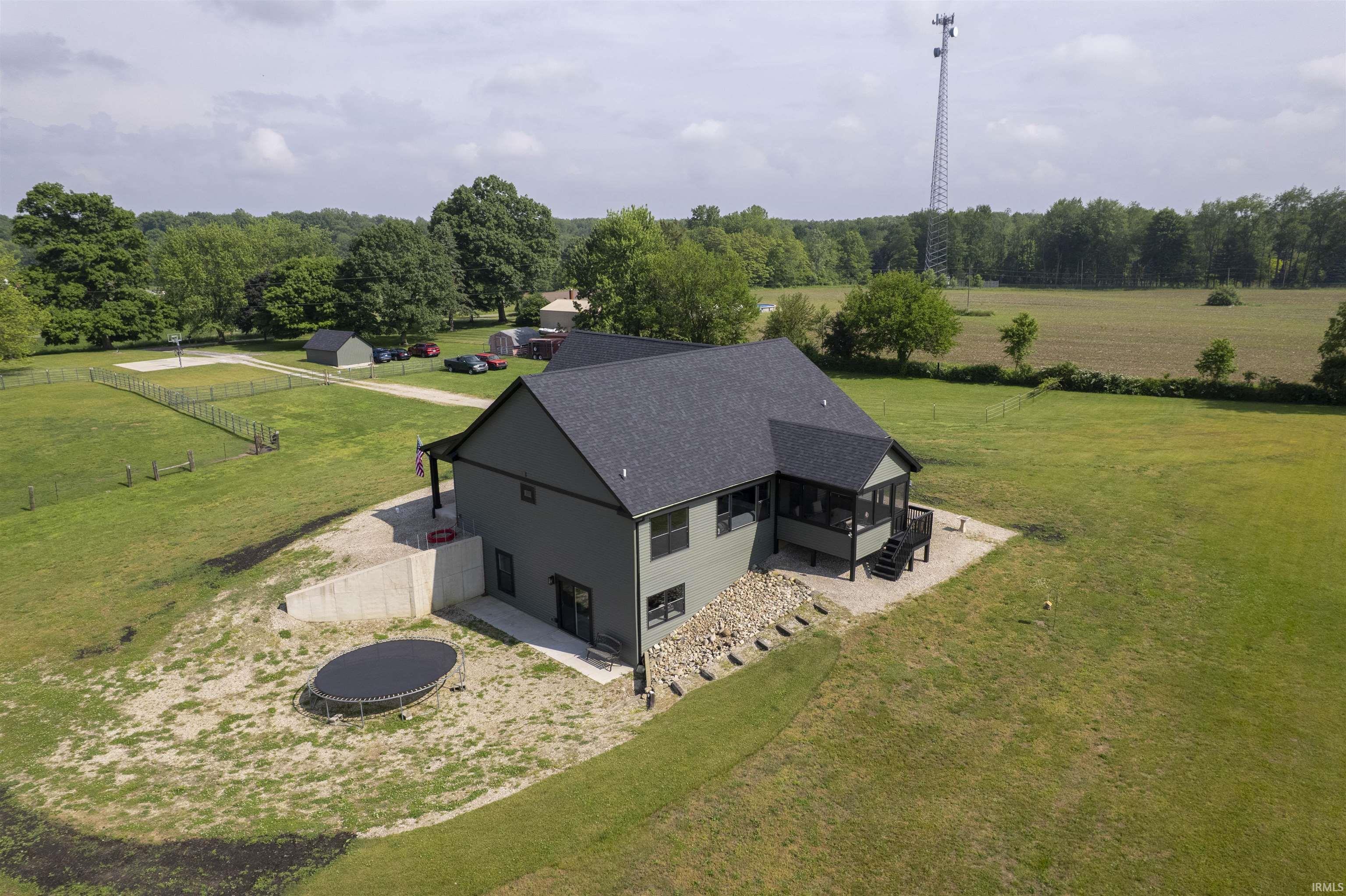 63397 Mulberry Road South Bend, IN 46614 - Photo 7 of 36