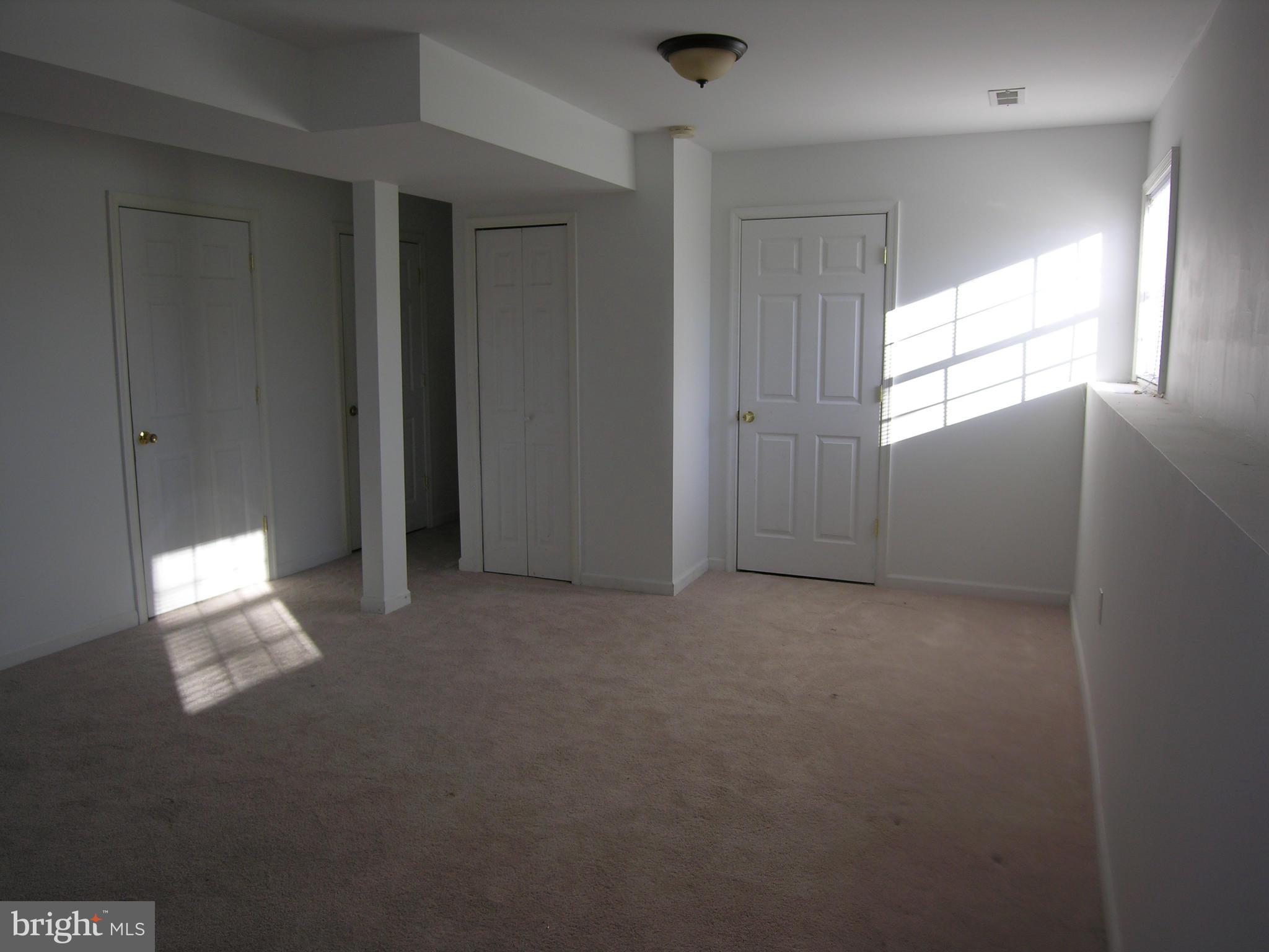 419 Oak Lee Drive Ranson, WV 25438 - Photo 14 of 20 Family Room