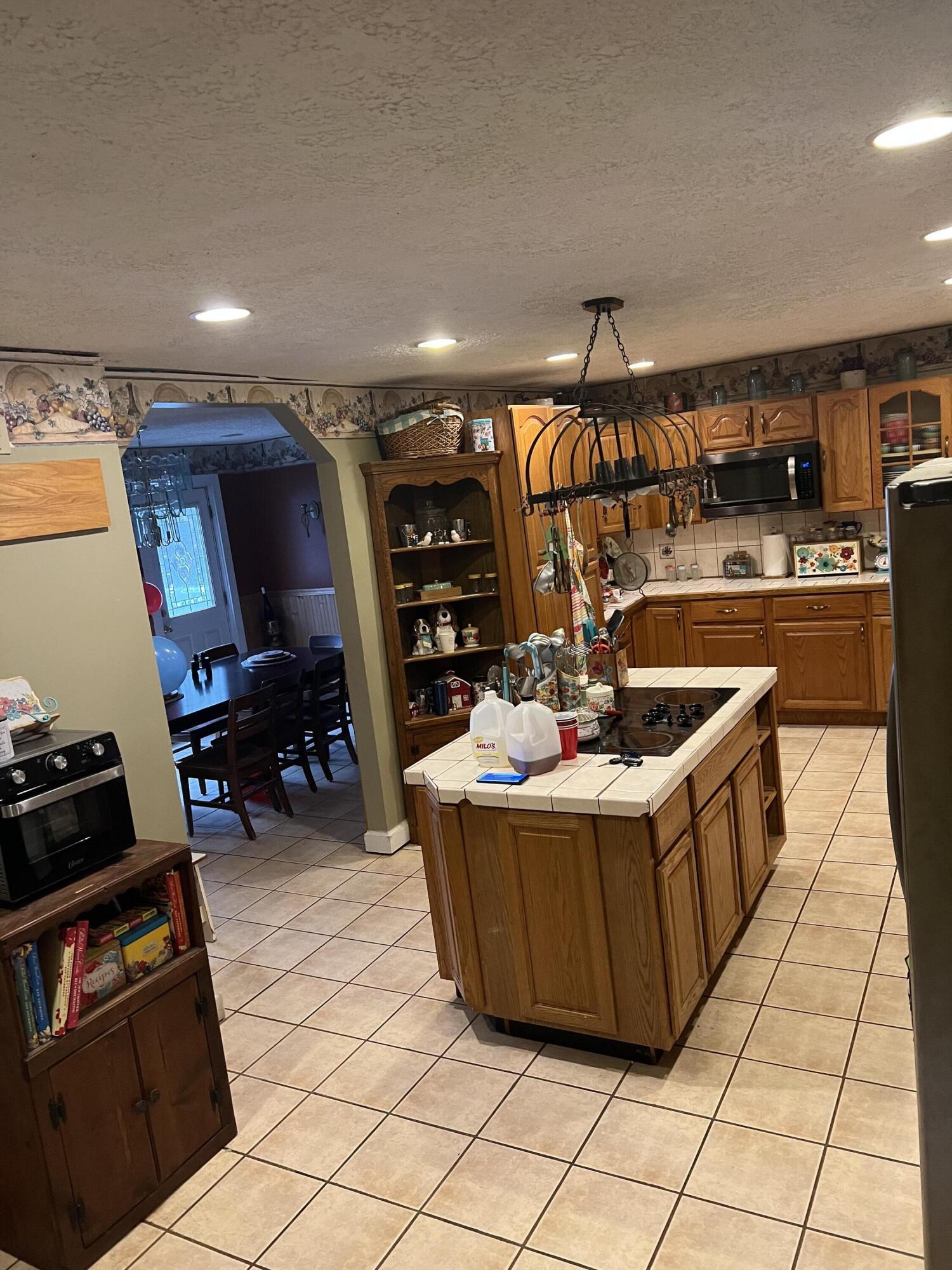 11215 Meade Fork Road Pound, VA 24279 - Photo 6 of 19 0F272DC9-CAFC-4727-B69A-240C6E79675E