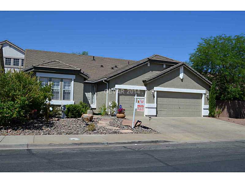 Facade/Exterior Front. Brand new exterior paint, property also features 3 car garage