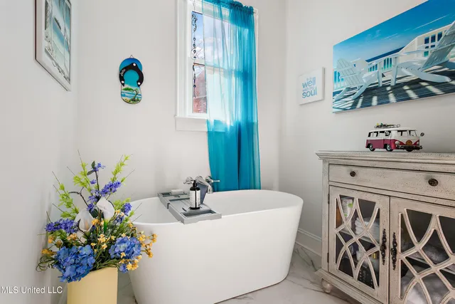 $449,000 | 130 Hawthorne Vale, Ridgeland, MS 39157