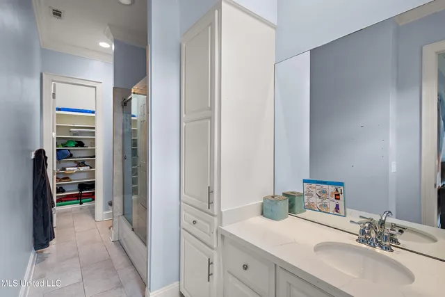 $449,000 | 130 Hawthorne Vale, Ridgeland, MS 39157