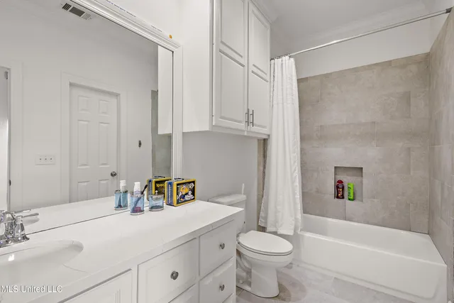 $449,000 | 130 Hawthorne Vale, Ridgeland, MS 39157