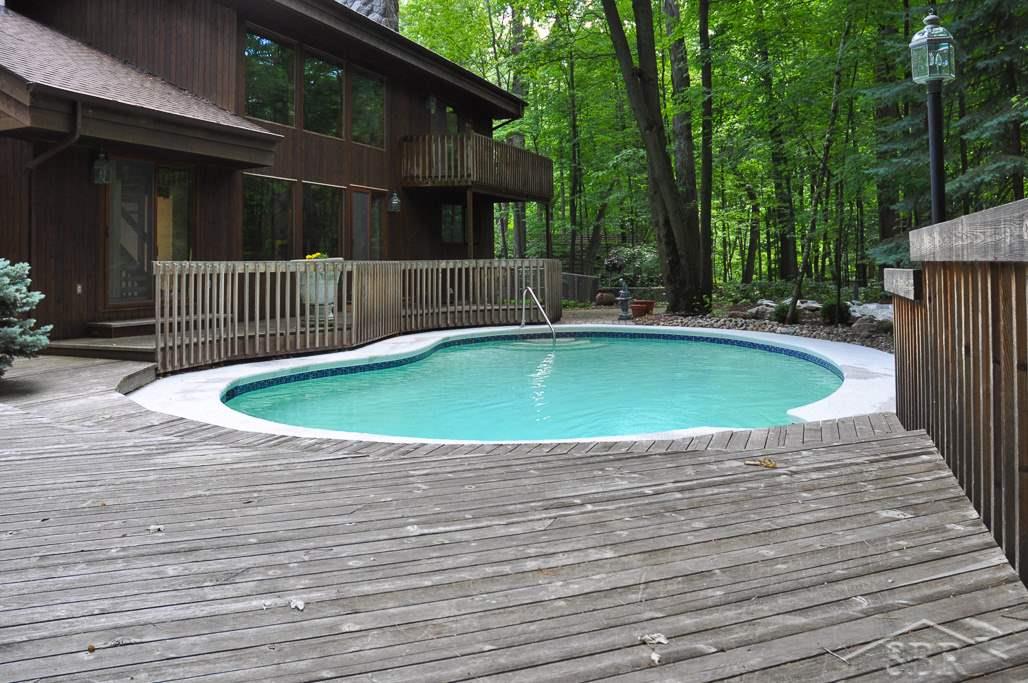 1911 North Miller Road Saginaw, MI 48609 - Photo 33 of 33 31321941-32.JPG