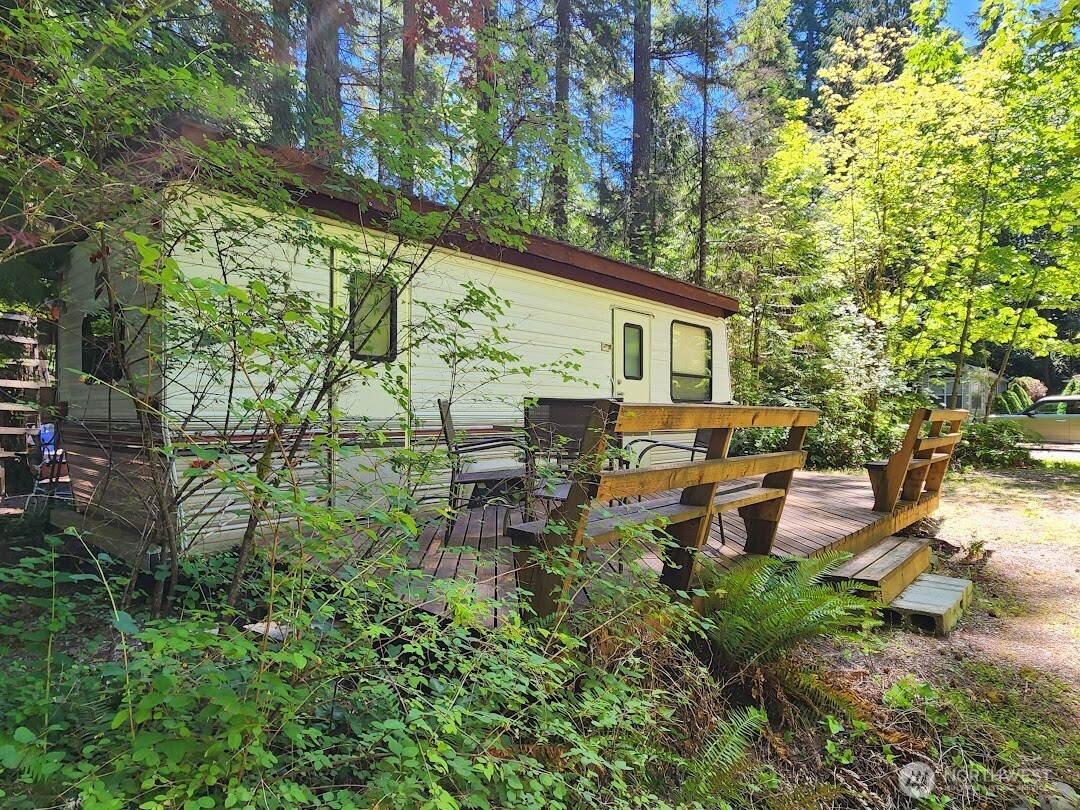 86-1 Goldrush Road Deming, WA 98244 - Photo 3 of 25