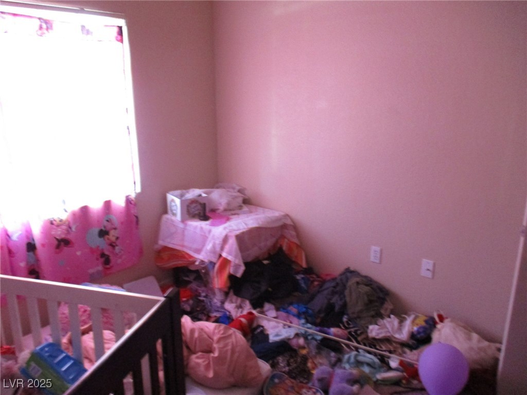 3318 North Decatur Boulevard, Unit 1044 Las Vegas, NV 89130 - Photo 11 of 18 View of bedroom