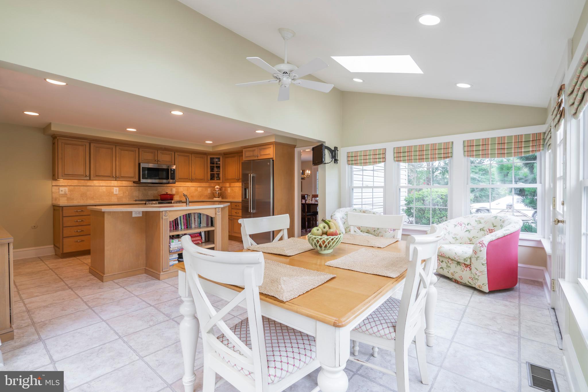 81 Boot Road Newtown Square, PA 19073 - Photo 21 of 64 Kitchen is superbly appointed!