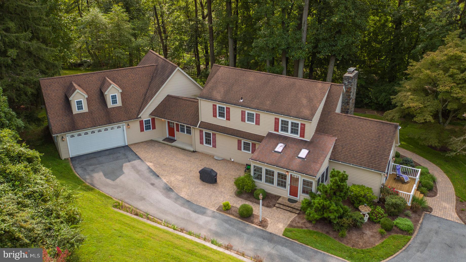 81 Boot Road Newtown Square, PA 19073 - Photo 5 of 64 Completely renovated & expanded Cape Cod.