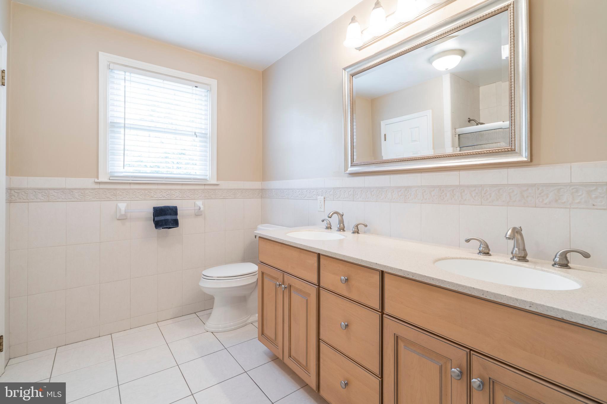 81 Boot Road Newtown Square, PA 19073 - Photo 45 of 64 Full Bath with double bowl Vanity.