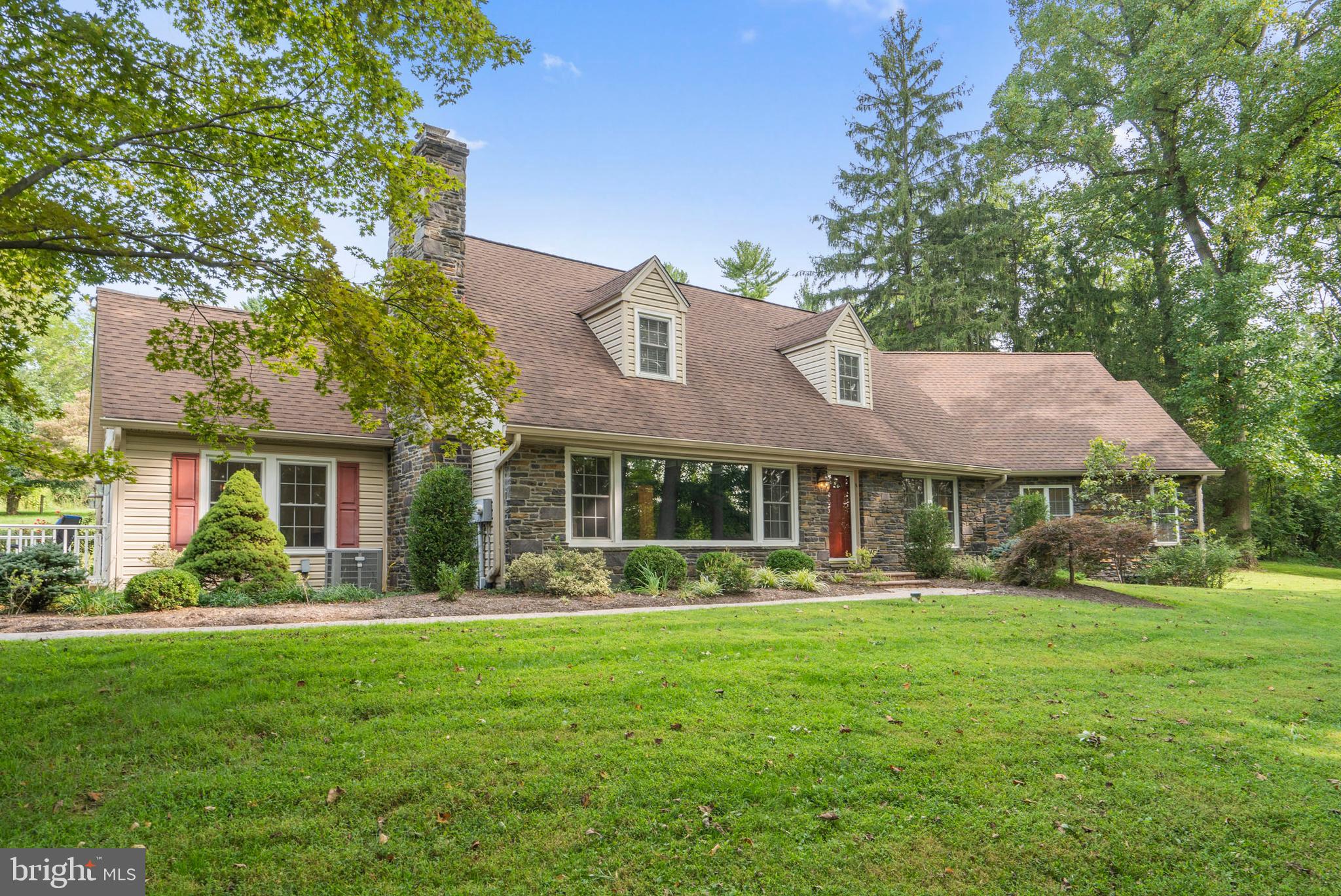 81 Boot Road Newtown Square, PA 19073 - Photo 6 of 64 Quality workmanship shines throughout this home.