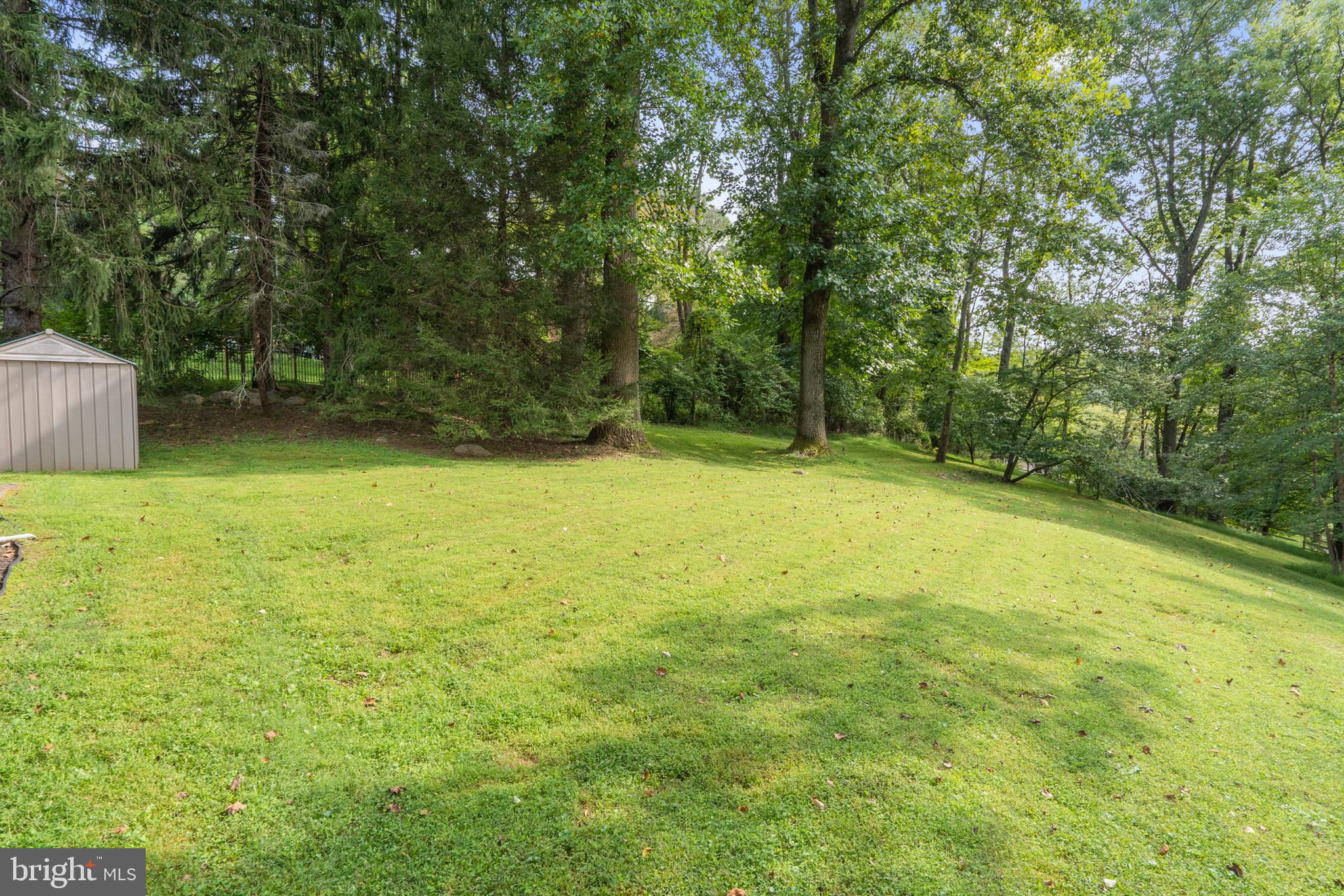 81 Boot Road Newtown Square, PA 19073 - Photo 56 of 64 Plenty of spacious to Flolic!