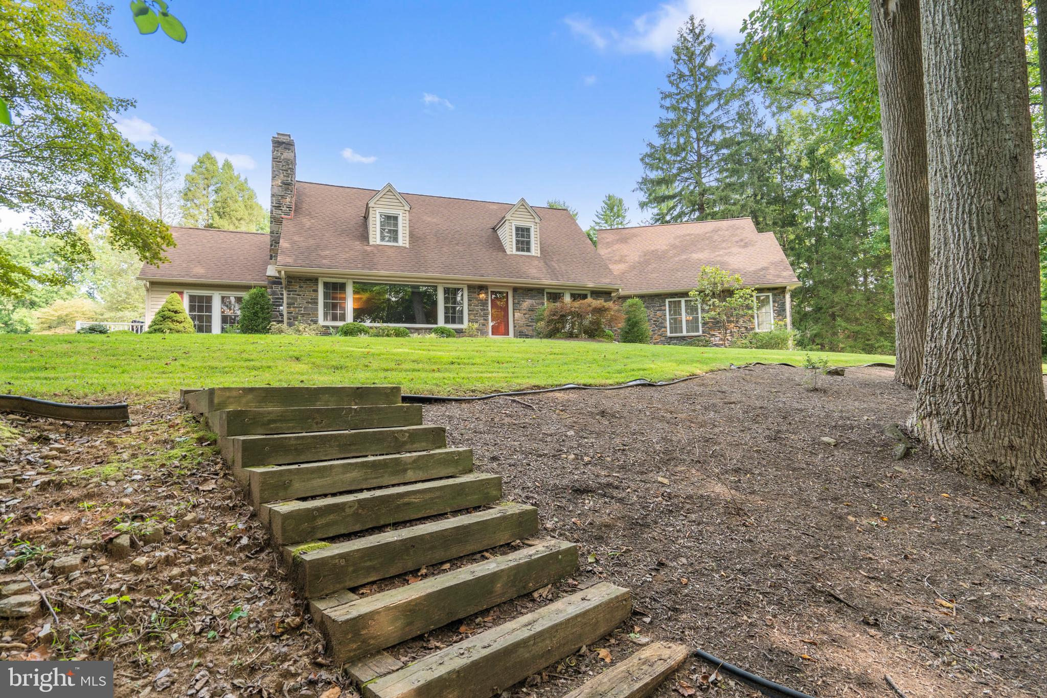 81 Boot Road Newtown Square, PA 19073 - Photo 57 of 64 Steps to the Lower Lawn.
