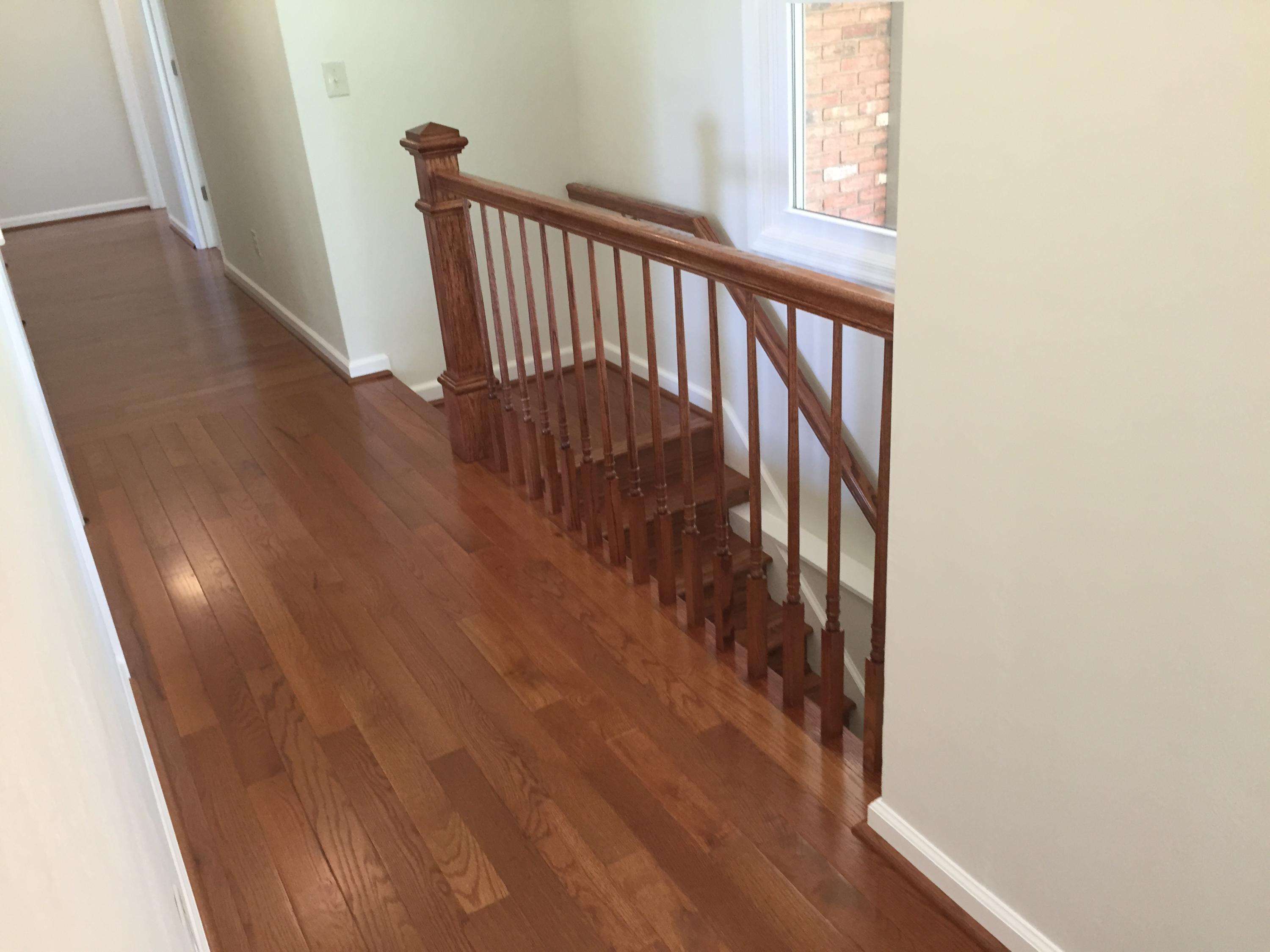 262 Farmers Road Fincastle, VA 24090 - Photo 24 of 38 Farmers Stairway1
