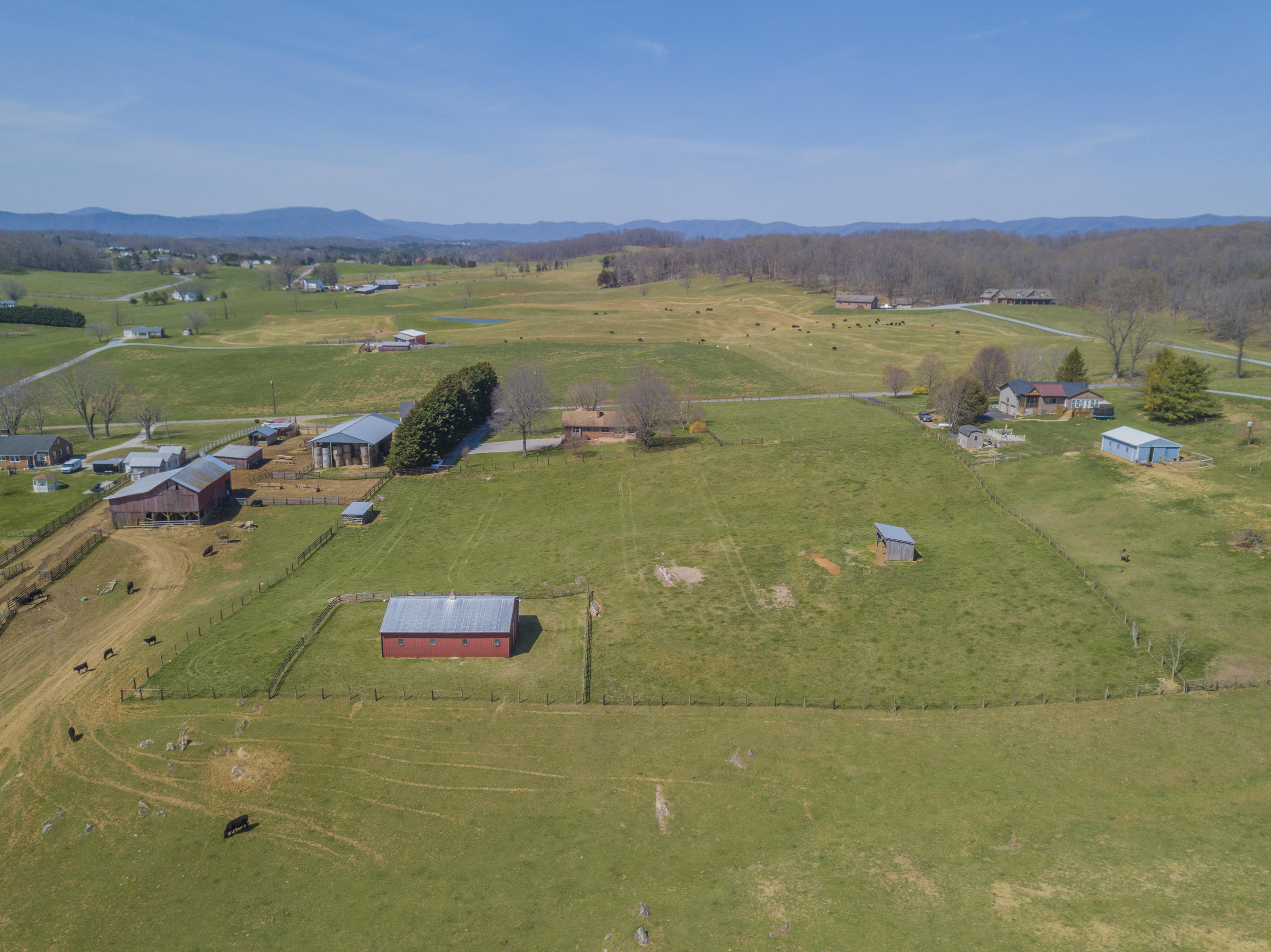 262 Farmers Road Fincastle, VA 24090 - Photo 38 of 38 Farmers3 Rear View toward Farmers RD