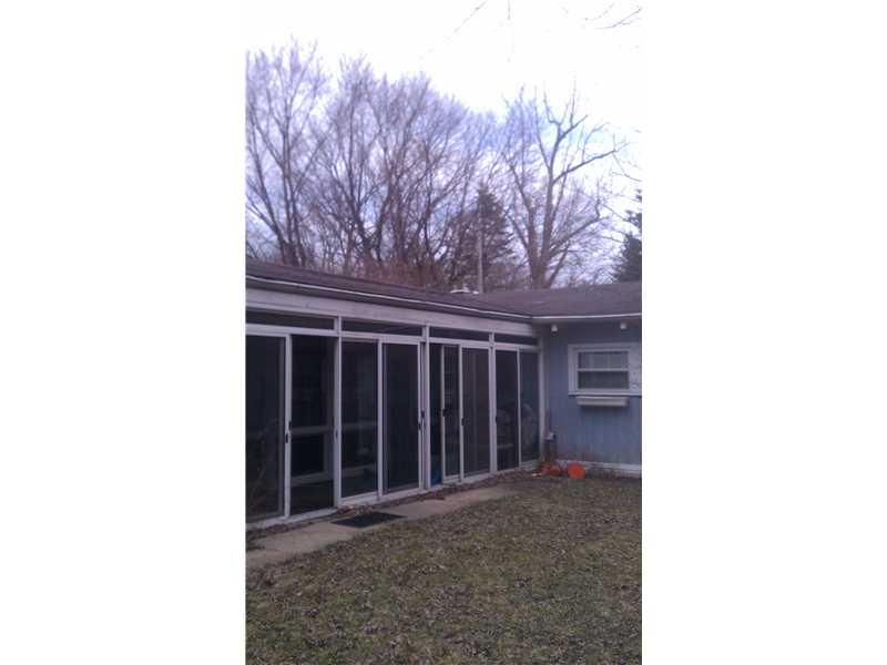 4829 Alameda Road Indianapolis, IN 46228 - Photo 3 of 10 Gallery Image 3
