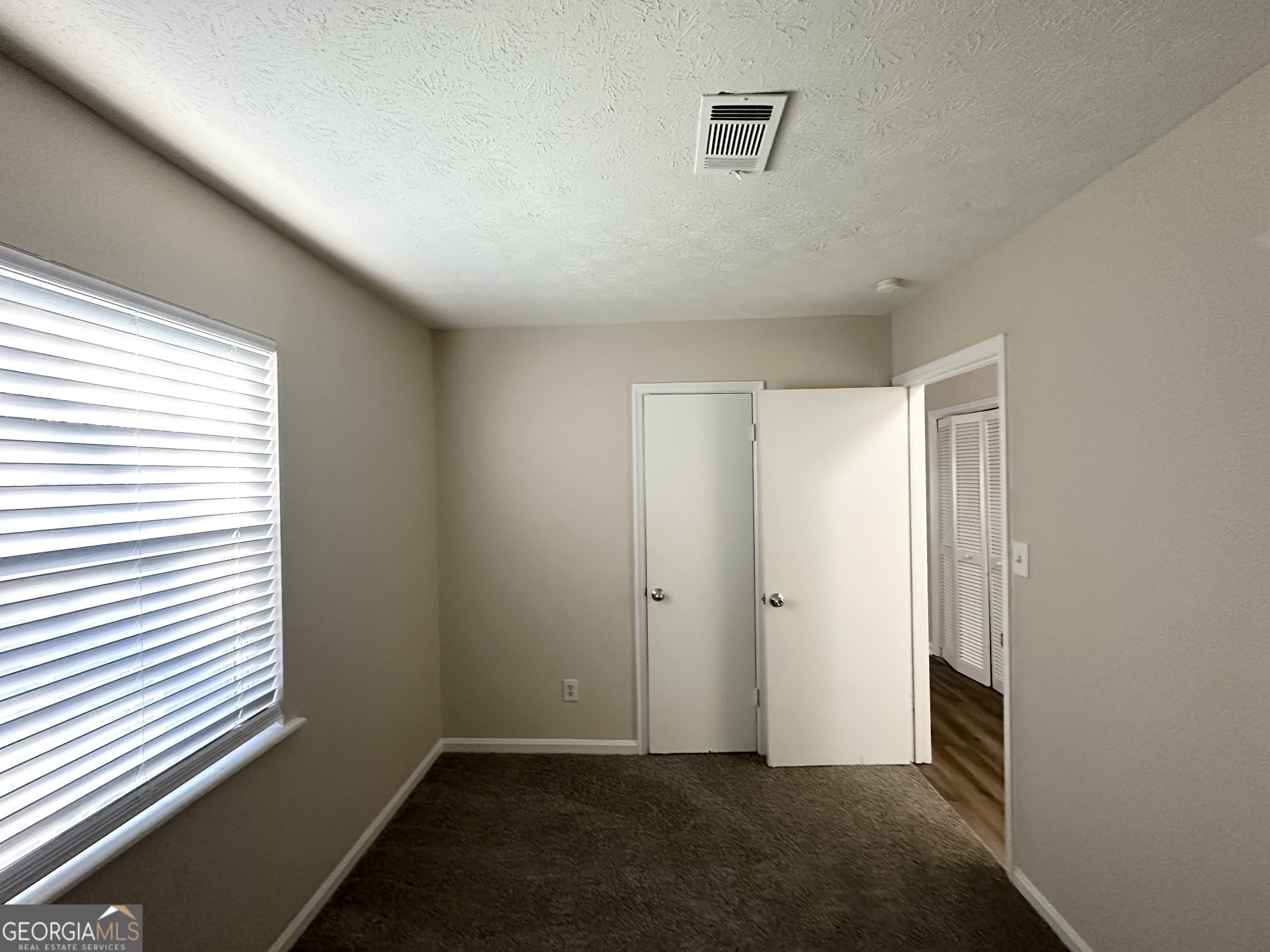 2017 Lindsey Lane Decatur, GA 30035 - Photo 8 of 16