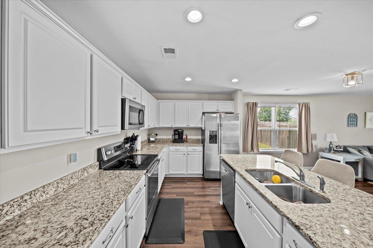 9035 Germaine Court Boiling Springs, SC 29316 - Photo 6 of 28