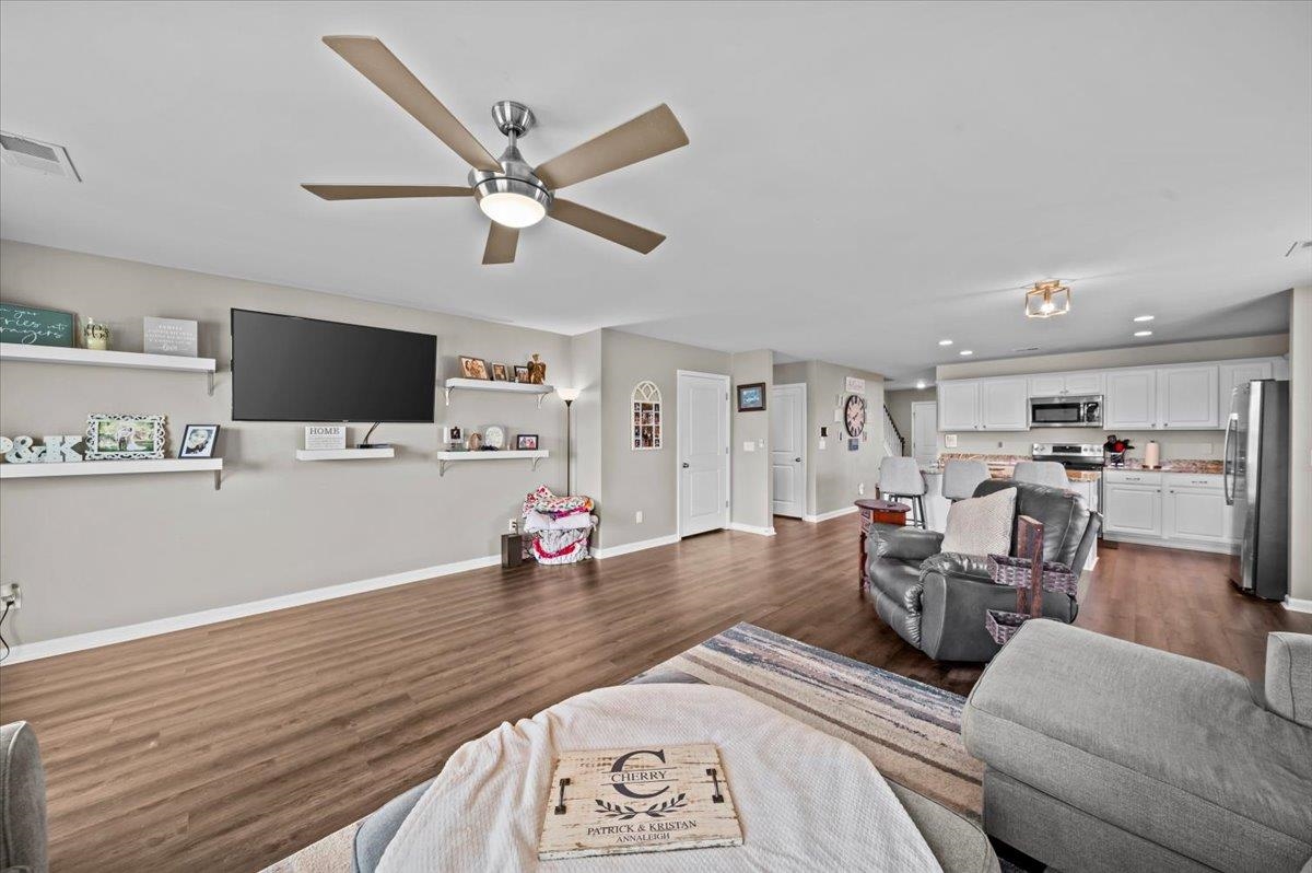 9035 Germaine Court Boiling Springs, SC 29316 - Photo 9 of 28