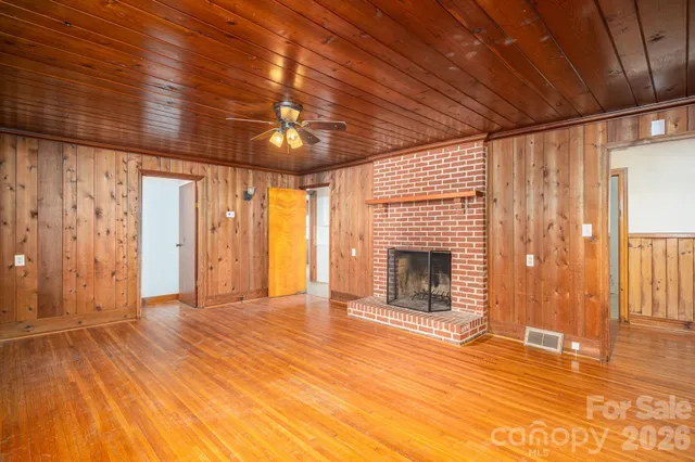 $325,000 | 610 Washington Street, Cramerton, NC 28032