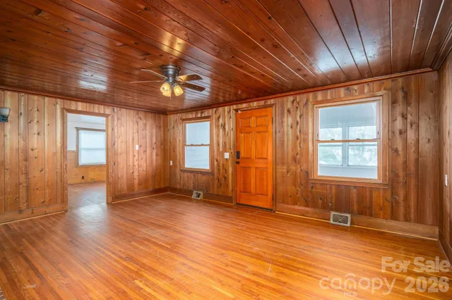 $325,000 | 610 Washington Street, Cramerton, NC 28032