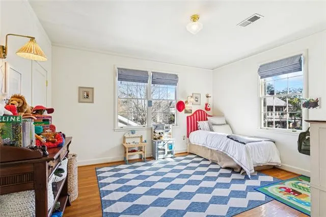 $999,999 | 326 Bellaire Drive, New Orleans, LA 70124