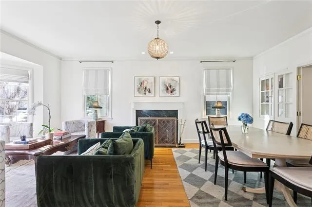 $999,999 | 326 Bellaire Drive, New Orleans, LA 70124