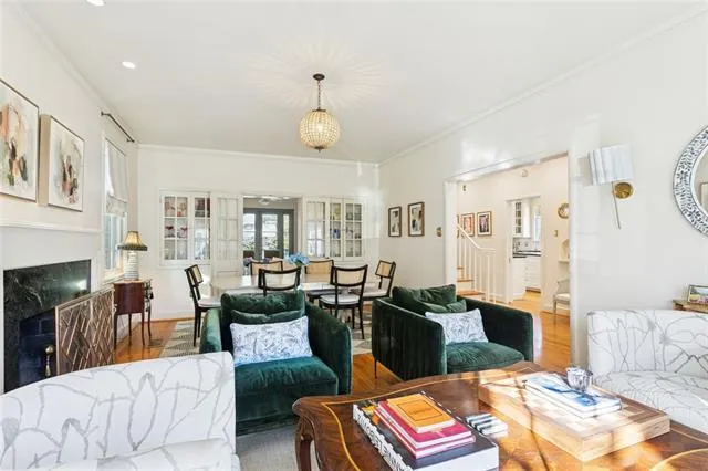 $999,999 | 326 Bellaire Drive, New Orleans, LA 70124