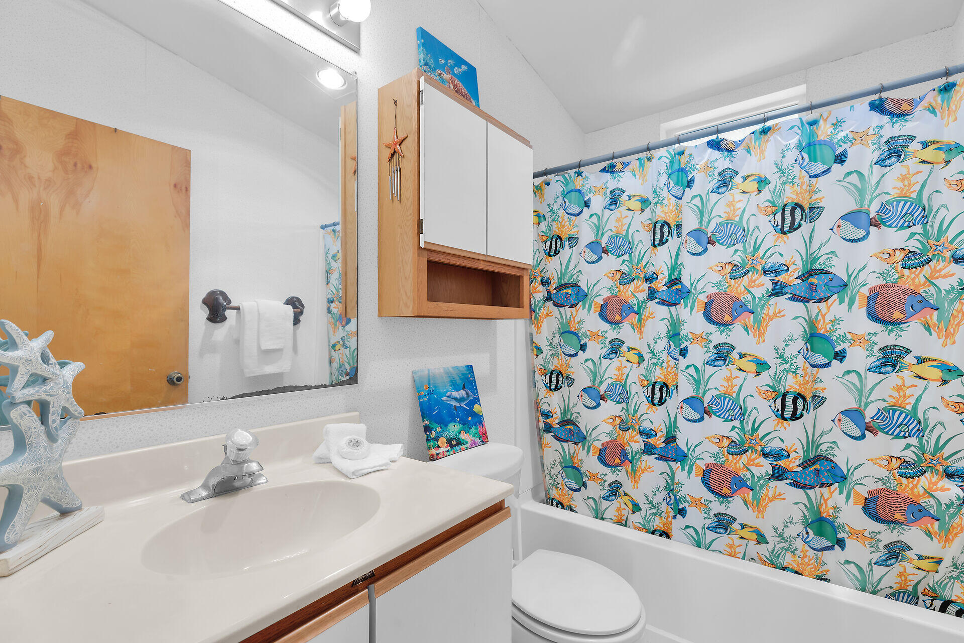 30625 16th Lane Big Pine Key, FL 33043 - Photo 30 of 42 Hall bath