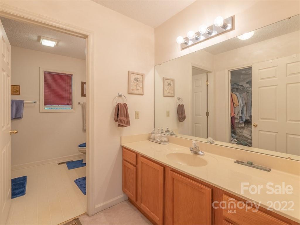 201 Laurel Ridge Road Asheville, NC 28805 - Photo 20 of 33 Gallery Image 20