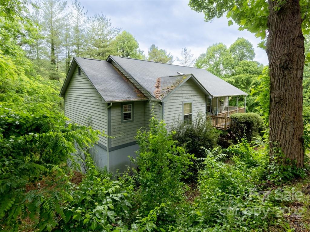 201 Laurel Ridge Road Asheville, NC 28805 - Photo 2 of 33 Gallery Image 2