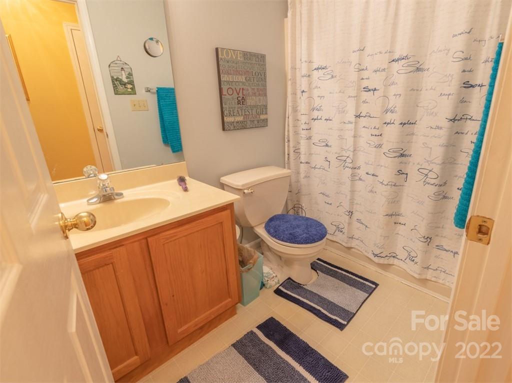 201 Laurel Ridge Road Asheville, NC 28805 - Photo 24 of 33 Gallery Image 24