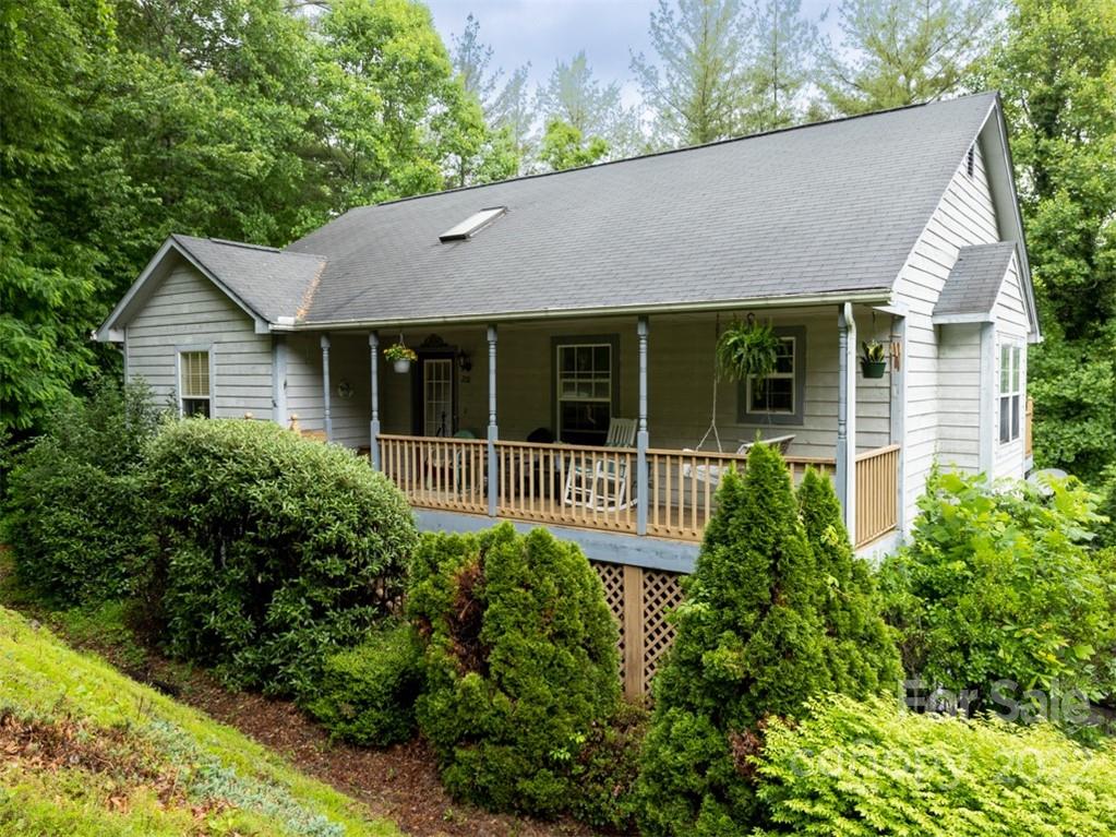 201 Laurel Ridge Road Asheville, NC 28805 - Photo 4 of 33 Gallery Image 4