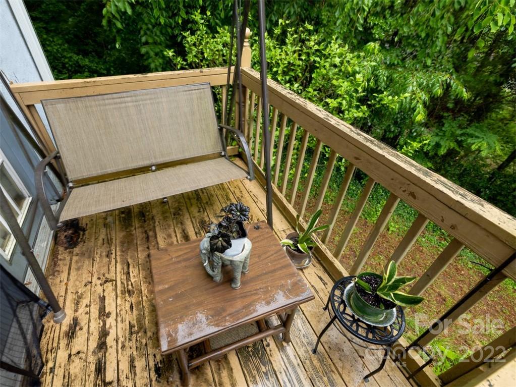 201 Laurel Ridge Road Asheville, NC 28805 - Photo 10 of 33 Gallery Image 10