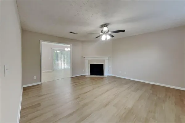 $2,225 | 2929 Sentinel Circle, Lawrenceville, GA 30043
