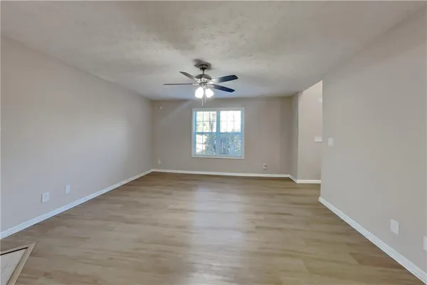 $2,225 | 2929 Sentinel Circle, Lawrenceville, GA 30043