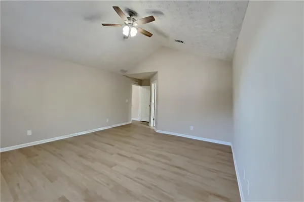 $2,225 | 2929 Sentinel Circle, Lawrenceville, GA 30043