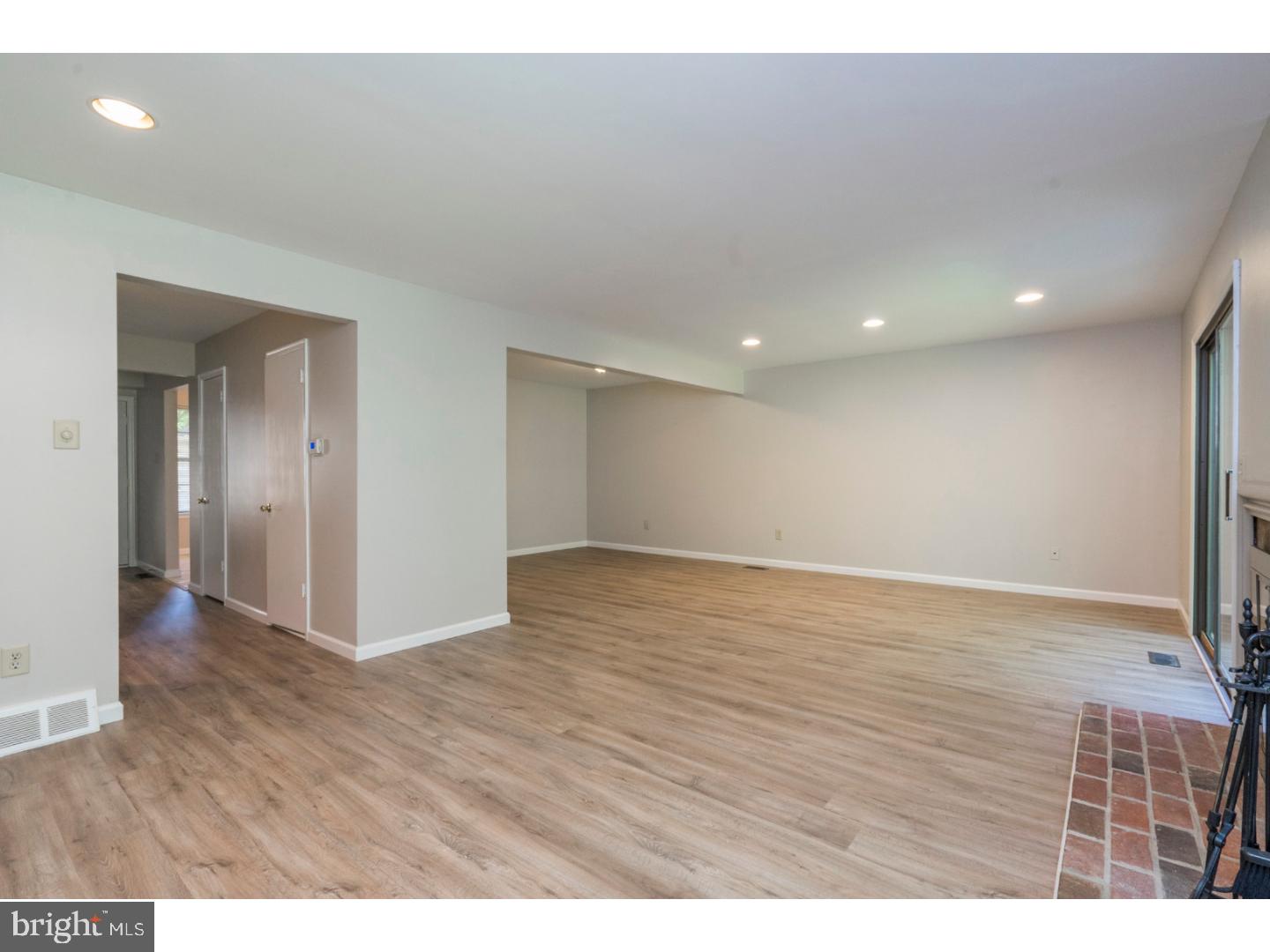6 Farnwood Road Mount Laurel, NJ 08054 - Photo 4 of 9