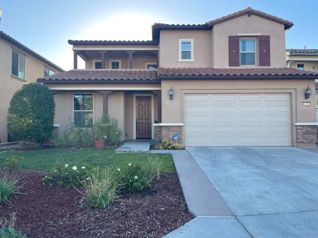 $5,500 | 438 Cota Lane, Vista, CA 92083