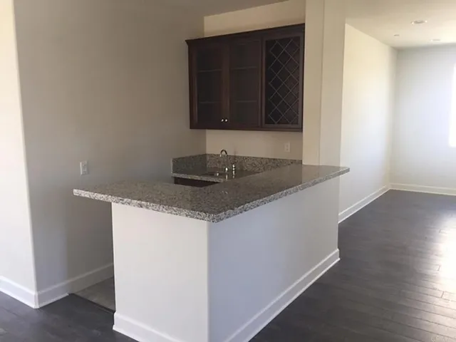 $5,500 | 438 Cota Lane, Vista, CA 92083