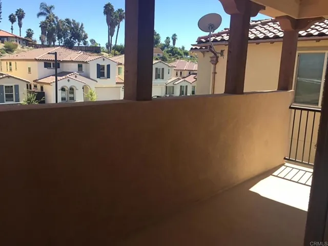 $5,500 | 438 Cota Lane, Vista, CA 92083