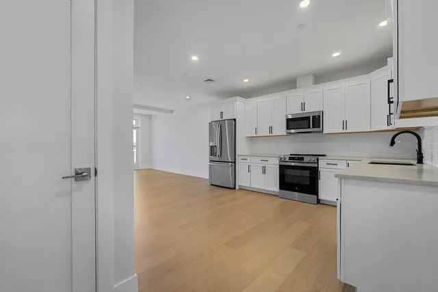 $499,900 | 62 Foundry Street, Unit 313, Wakefield, MA 01880