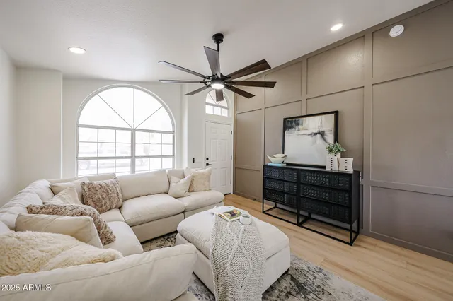 $599,000 | 625 North Granite Street, Gilbert, AZ 85234