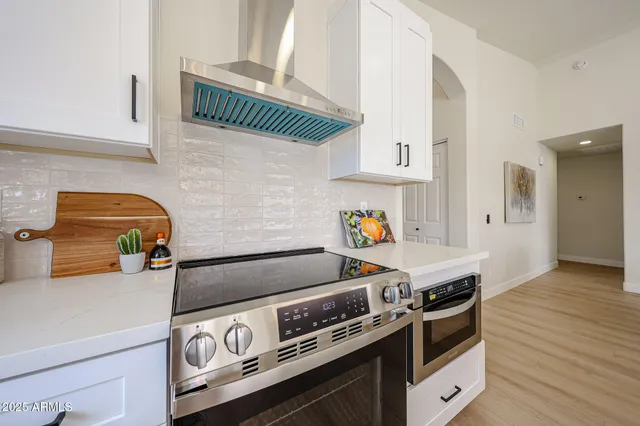 $599,000 | 625 North Granite Street, Gilbert, AZ 85234