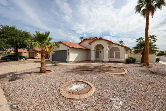 $599,000 | 625 North Granite Street, Gilbert, AZ 85234