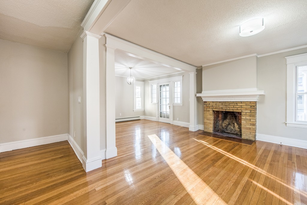 850-852 Chestnut Street Springfield, MA 01107 - Photo 18 of 42 Gallery Image 18