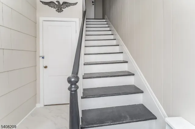 $2,200 | 20 Park Avenue, Unit B, Flemington, NJ 08822