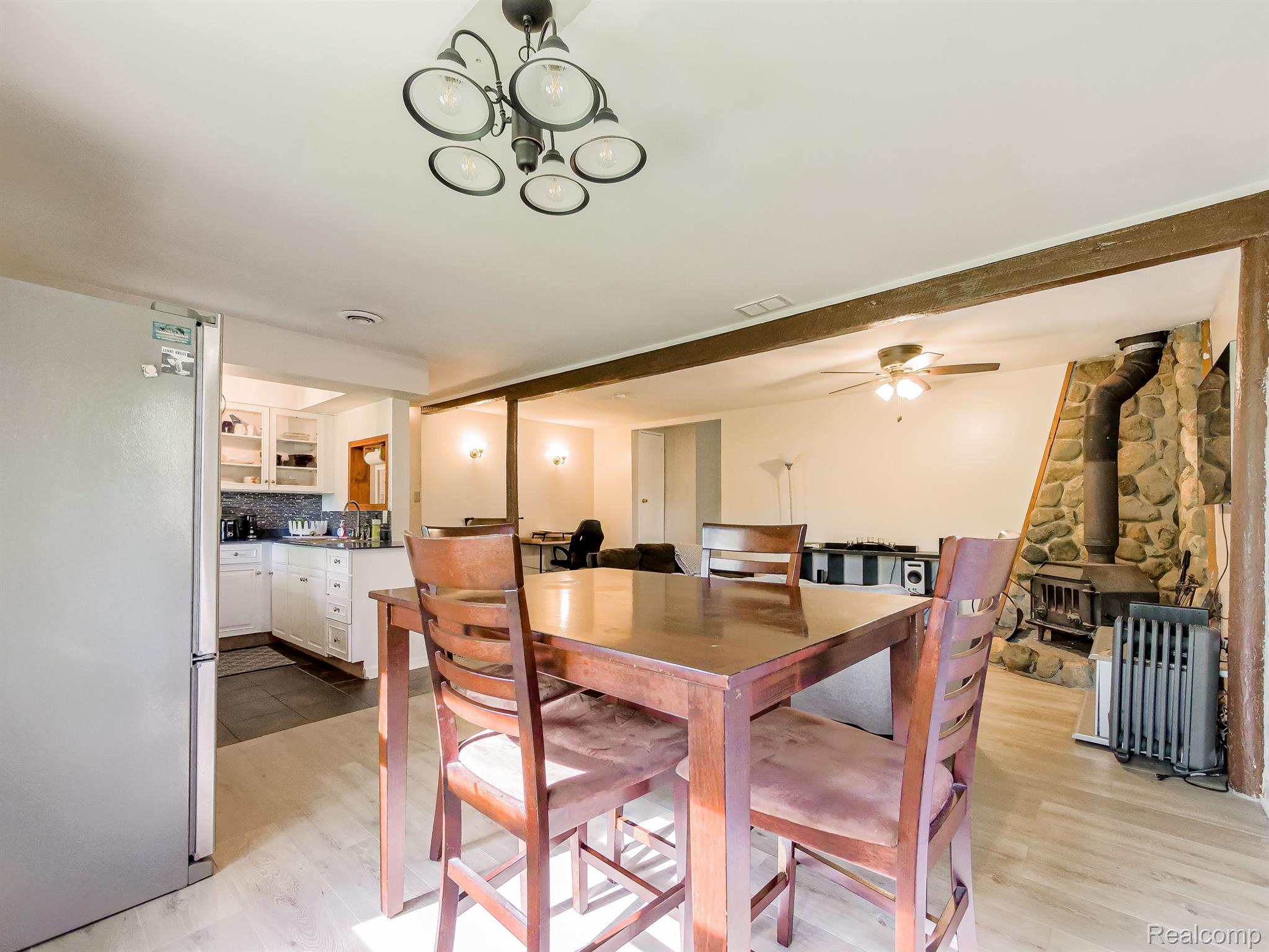 5103 North Bray Road Flint, MI 48505 - Photo 13 of 24