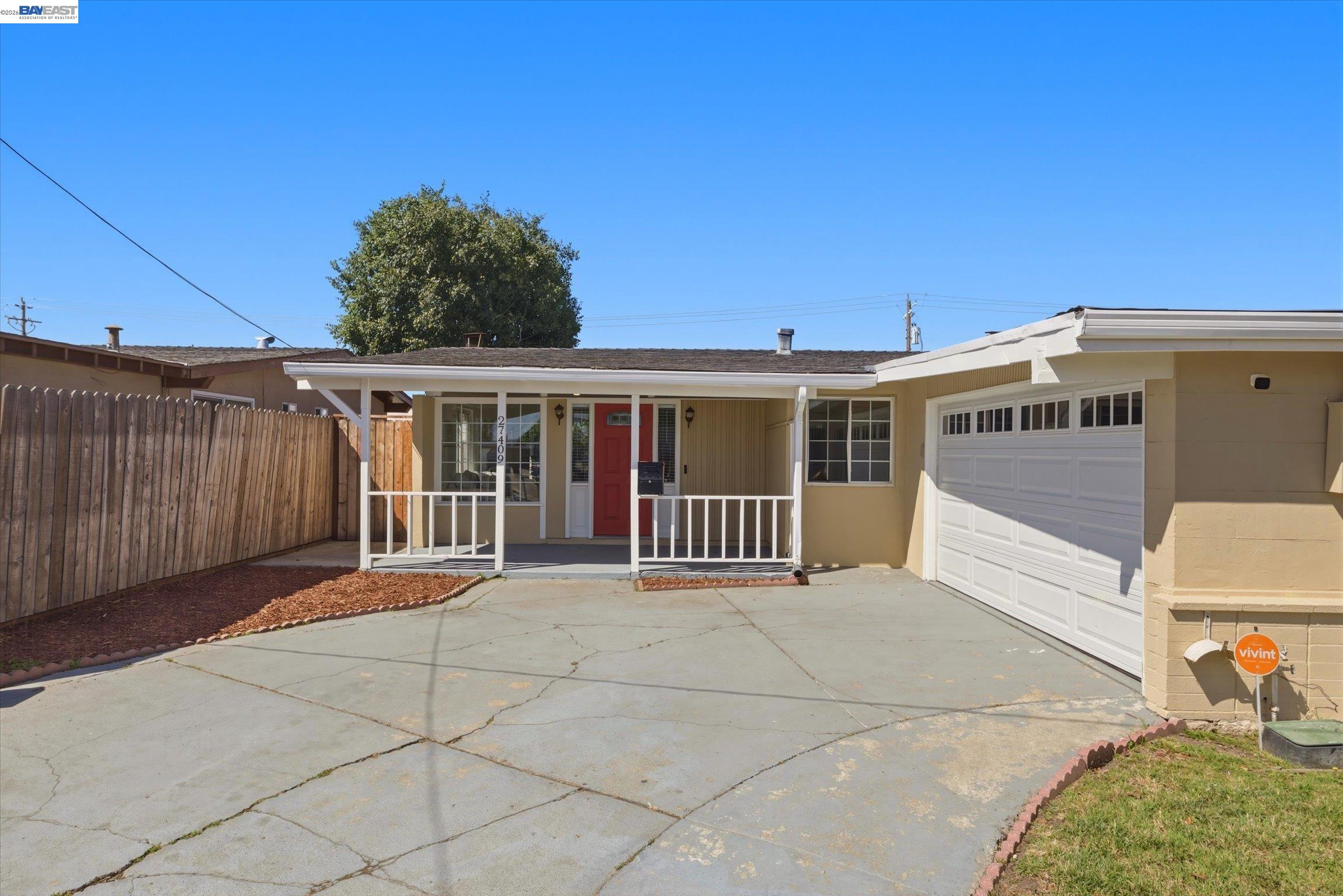 27409 Capri Avenue Hayward, CA 94545 - Photo 3 of 26